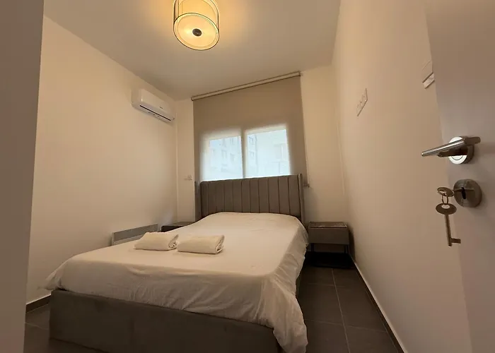 Glabur - Elite 2bdr アパート *