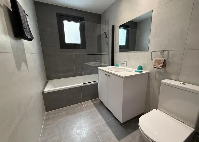 Glabur - Elite 2bdr Appartement *