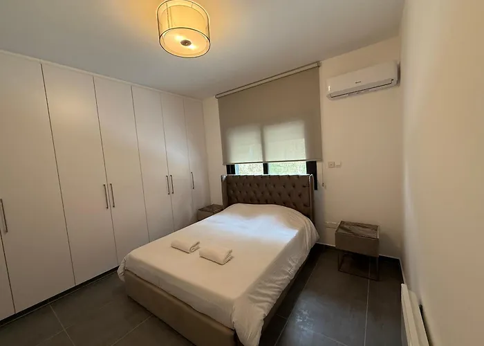 Glabur - Elite 2bdr Lägenhet *